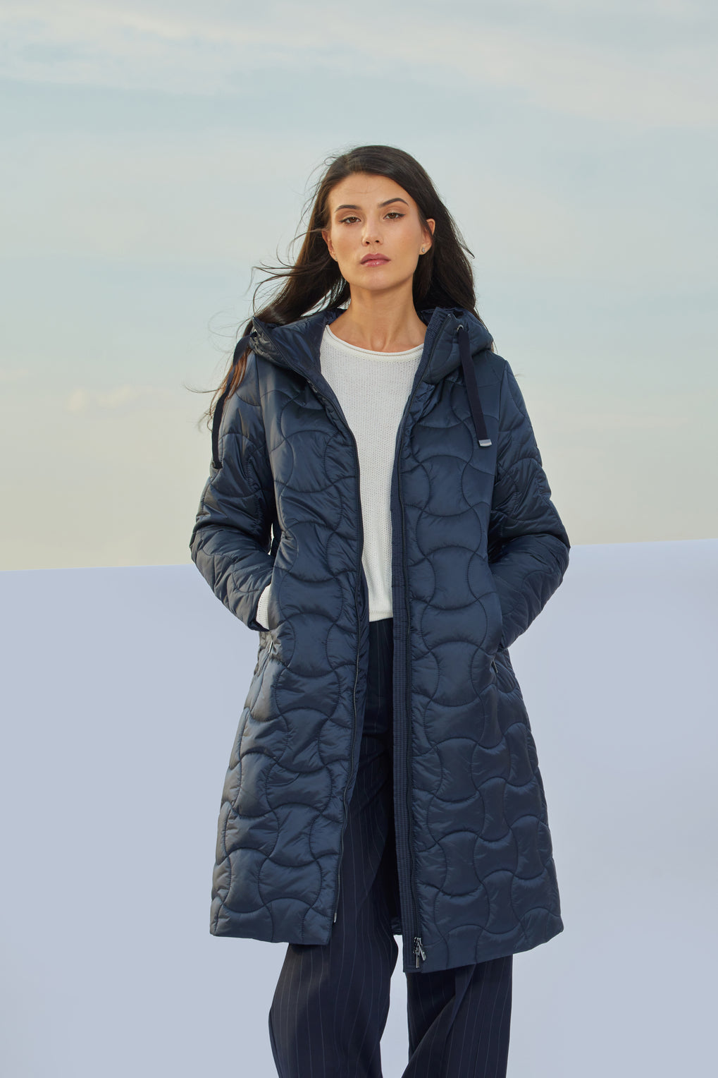TRISY dark navy quilted coat