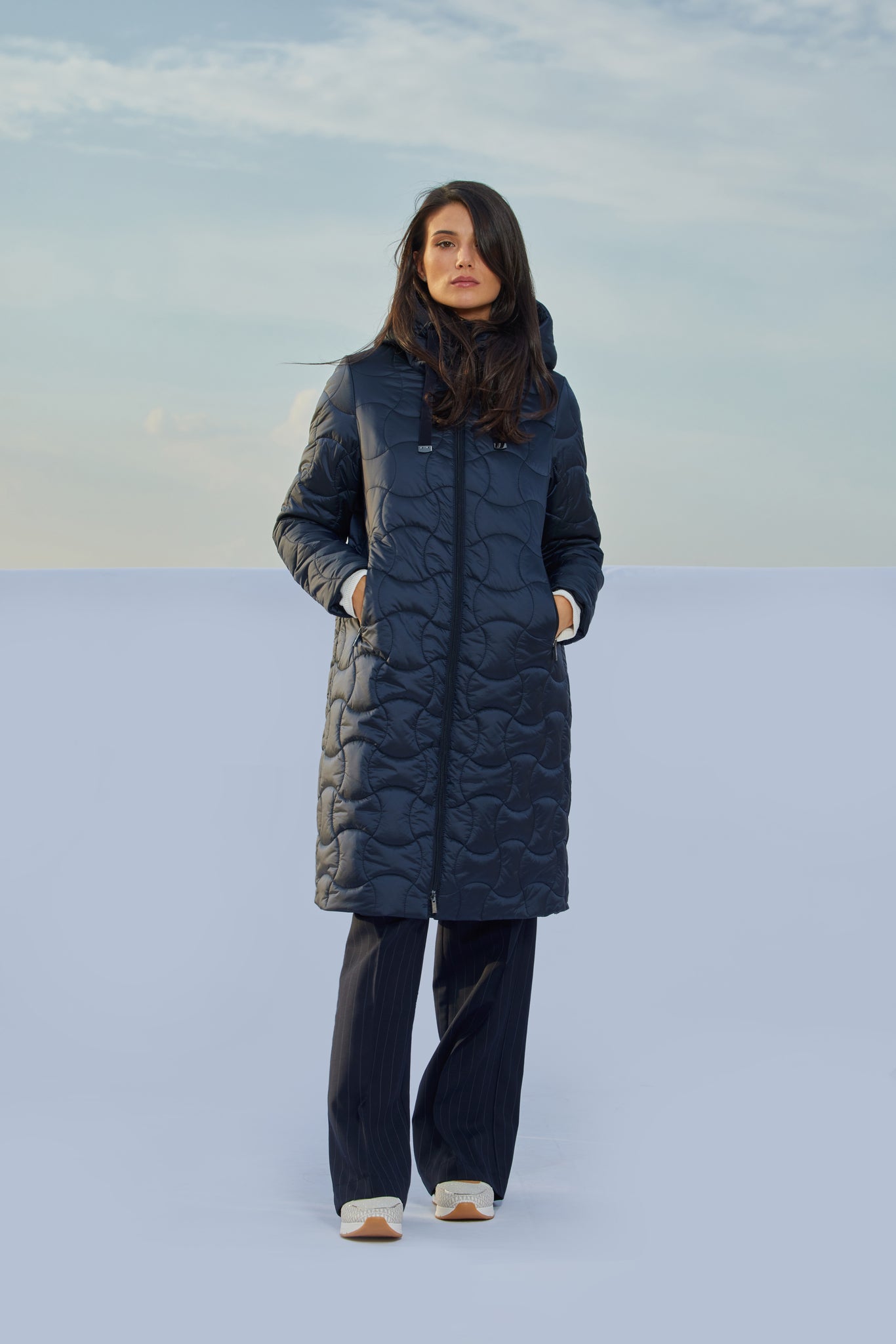 TRISY dark navy quilted coat