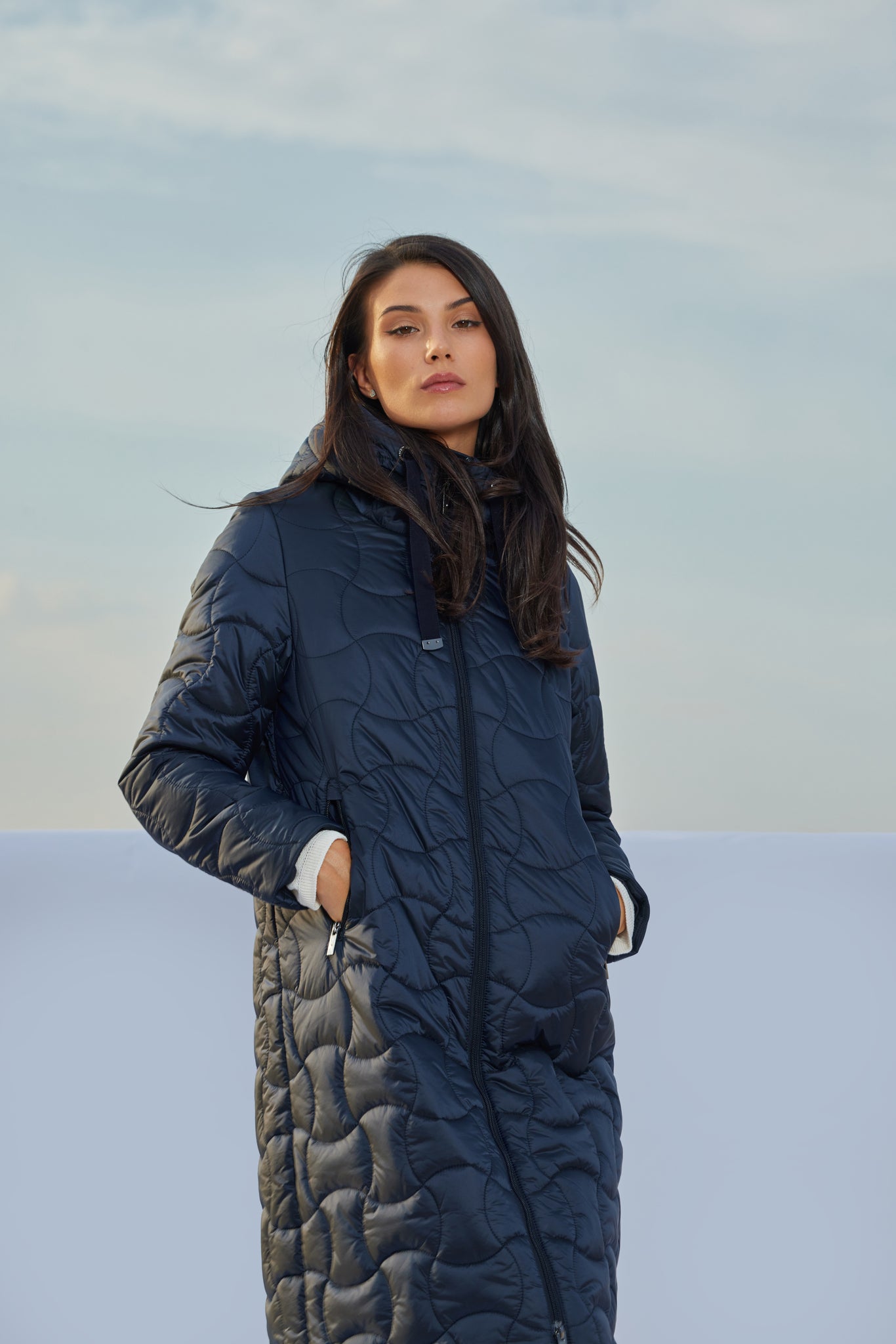 TRISY dark navy quilted coat