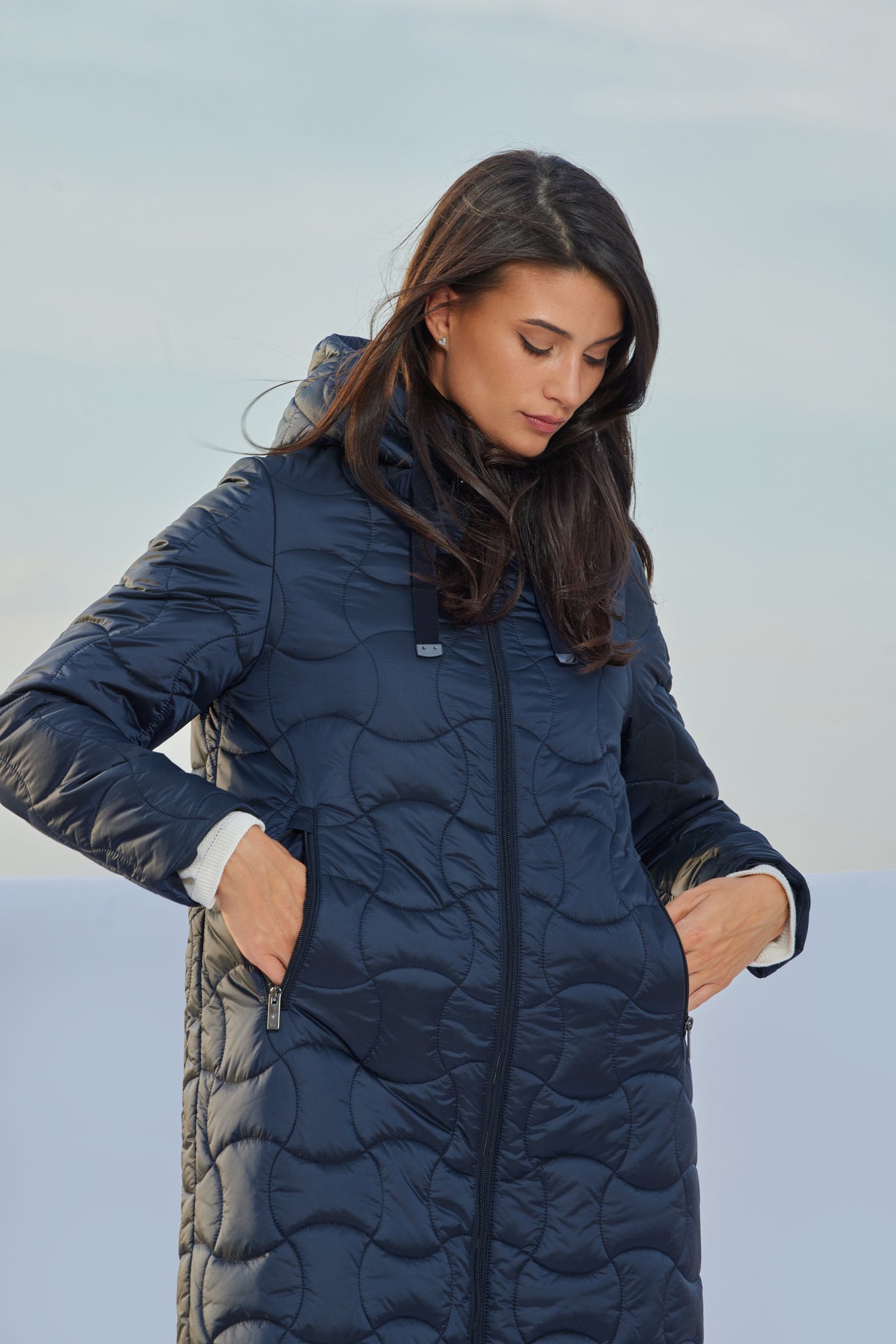 TRISY dark navy quilted coat