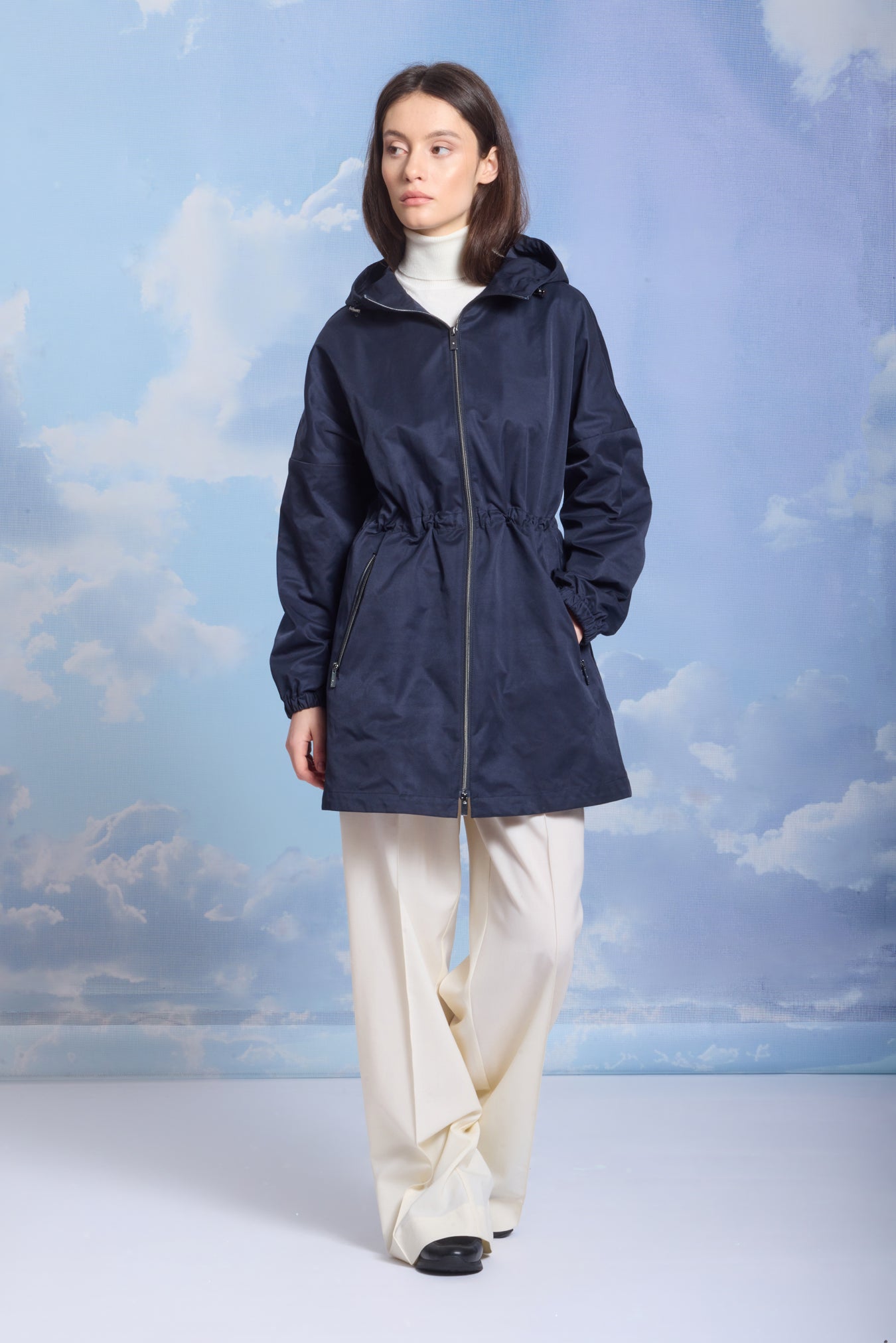 Trenci de damă Madzerini HOLLY dark navy, bumbac, detaliu cu fermoar.