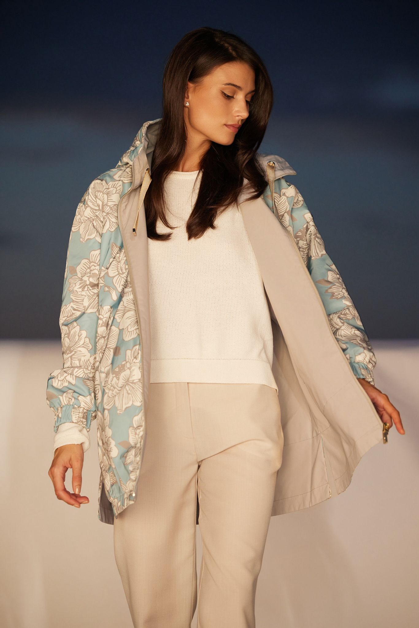 Trenci reversibil damă LOLA, stucco /reverse floral