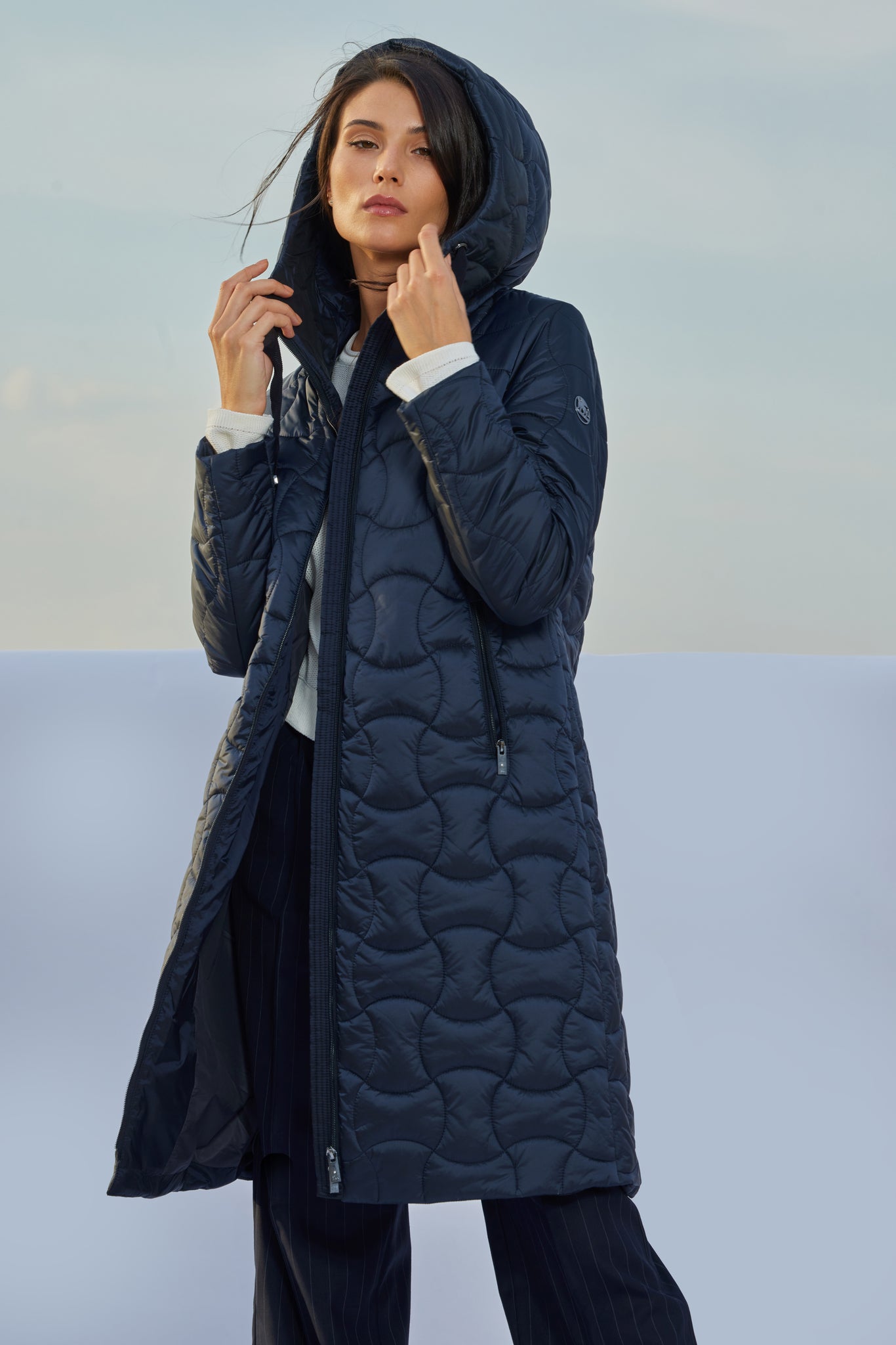 TRISY dark navy quilted coat