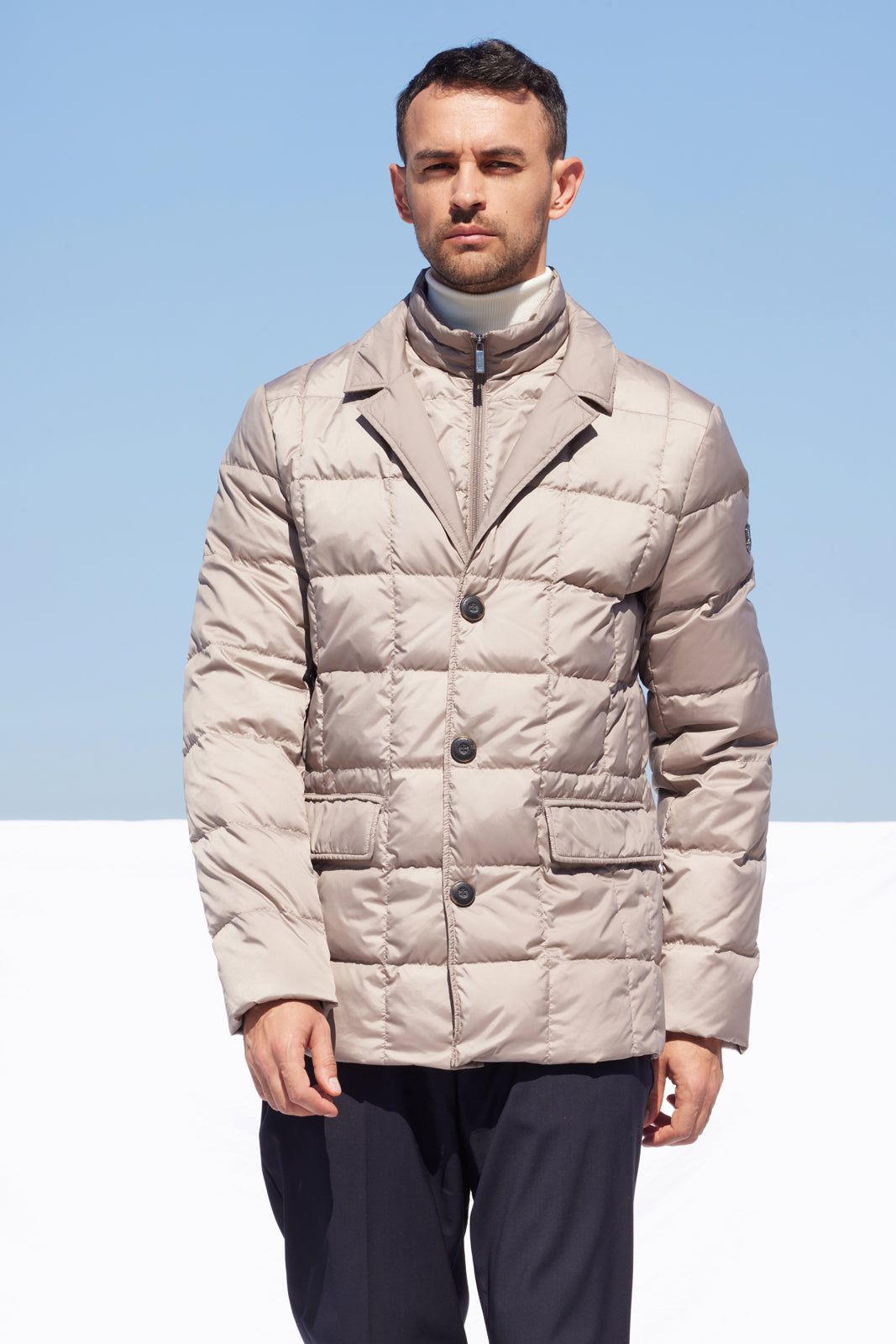 Geacă pentru bărbați Madzerini ML002-3, culoare beige, puf natural.