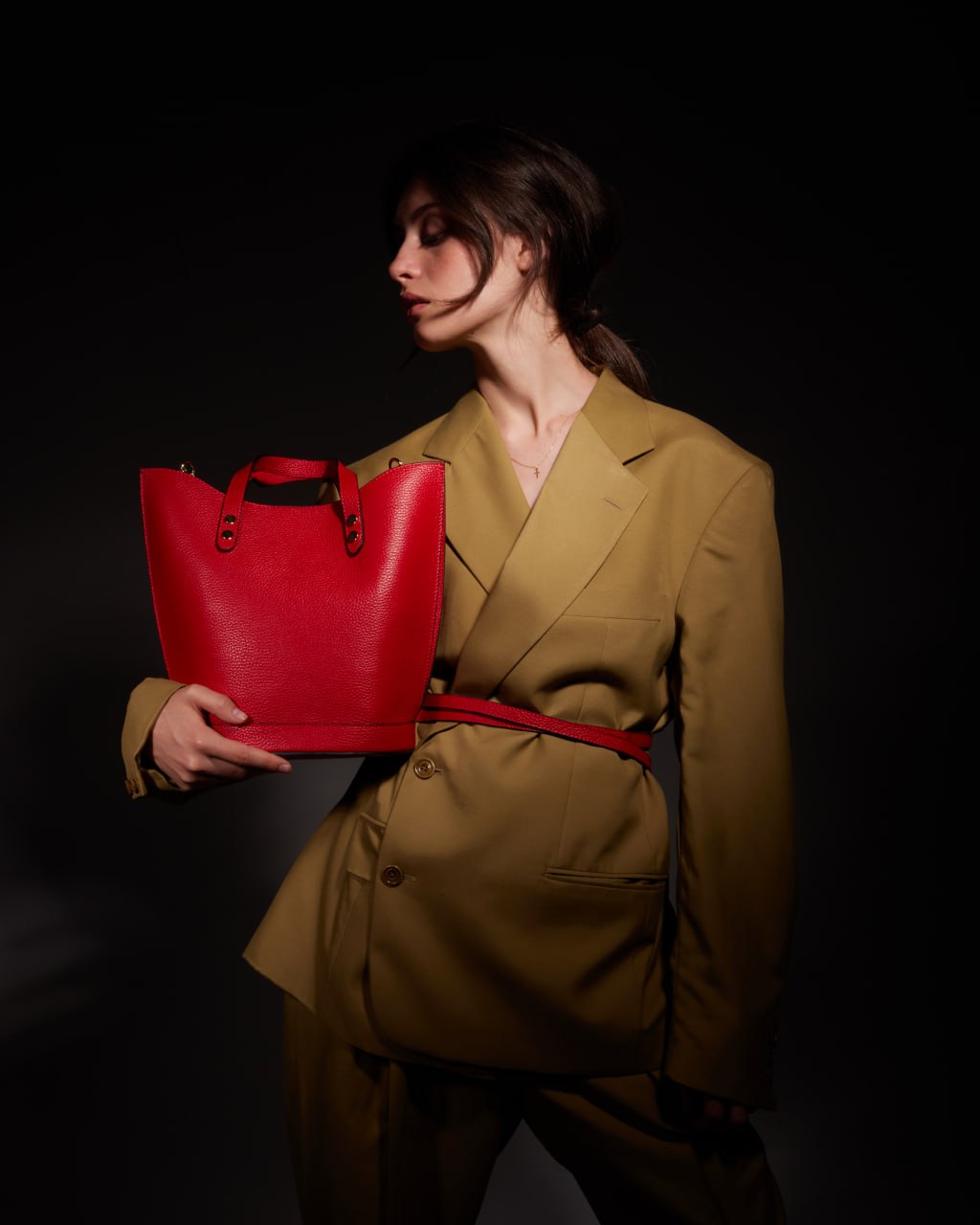 Geantă damă din piele naturală Trapeze Red Tote – Roșu | Made in Italy